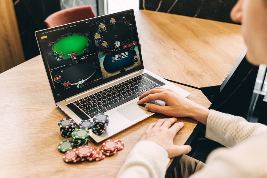 diem mat nhung sai lam lam tang kha nang bi thua cua ban khi choi poker