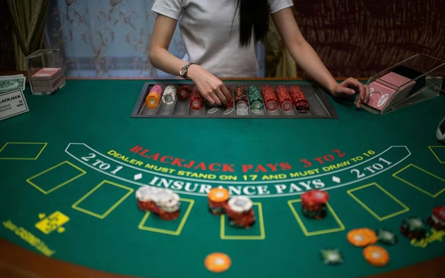 Hướng dẫn chơi một ván Blackjack trực tuyến hoàn chỉnh nhất